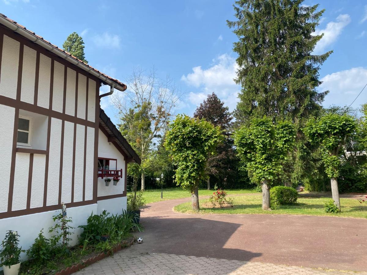 Studio Epicea Avec Jardin Dans Charmante Propriete Mery-sur-Oise Екстер'єр фото